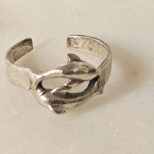Sterling Silver 925 Double Leaping Dolphin Toe Ring
